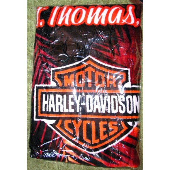 Harley-Davidson Motorcycles Logo Blanket 50" x 60" St. Thomas Red & Black Fleece - Picture 1 of 2